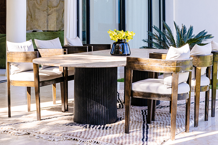 The Timeless Elegance of Handcrafted Moroccan Rugs for Modern Homes