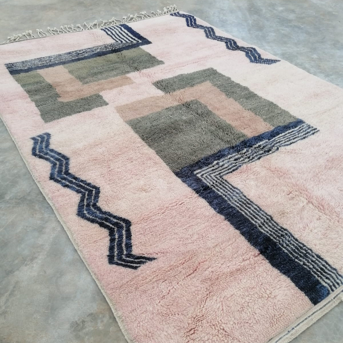 Handmade rugs in UK