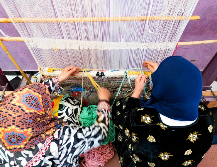 The Art of Moroccan Rug Weaving