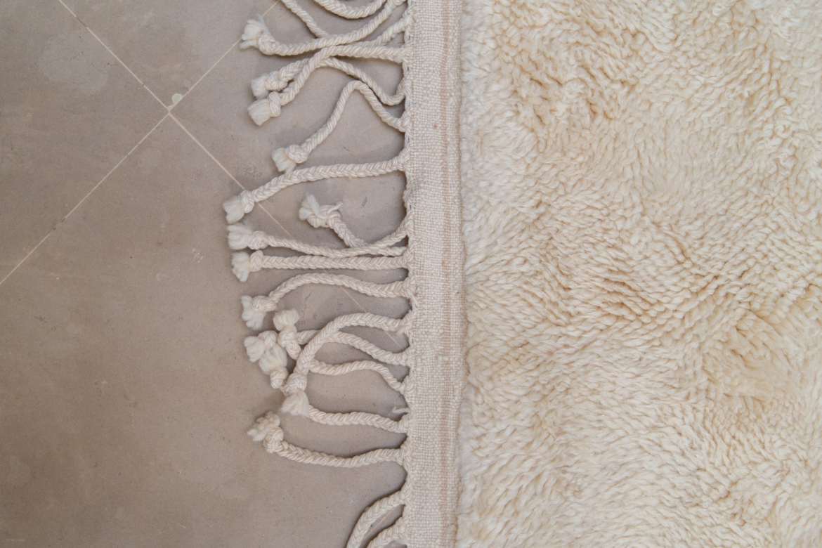 Bold Statement Rugs: The Art of Transforming Spaces with Personality