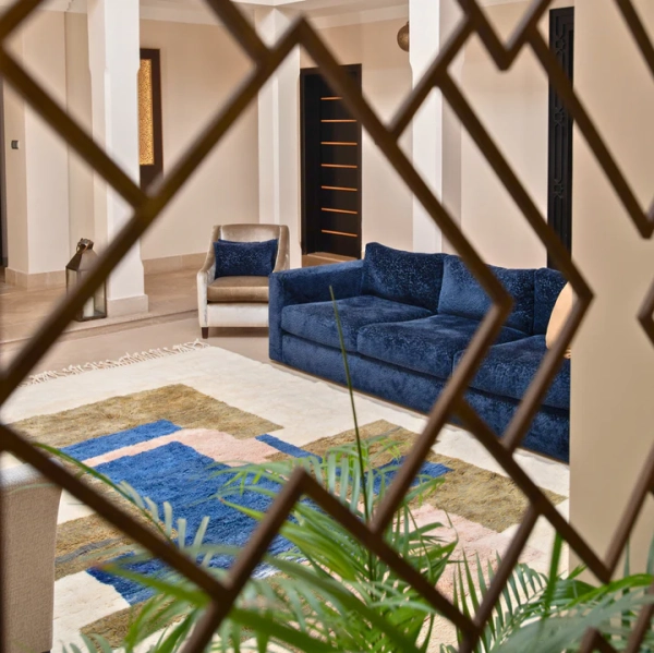 window_to_sitting_room